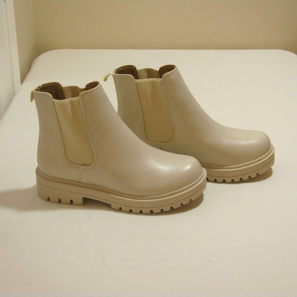 New Bone Soda Pilot Ankle Bootie - Picture 1 of 5